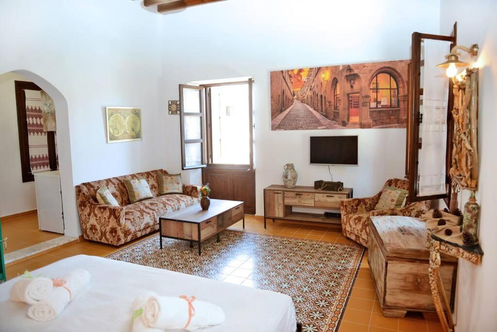 Meandros Suite In Old Town Rhodes City Exterior photo